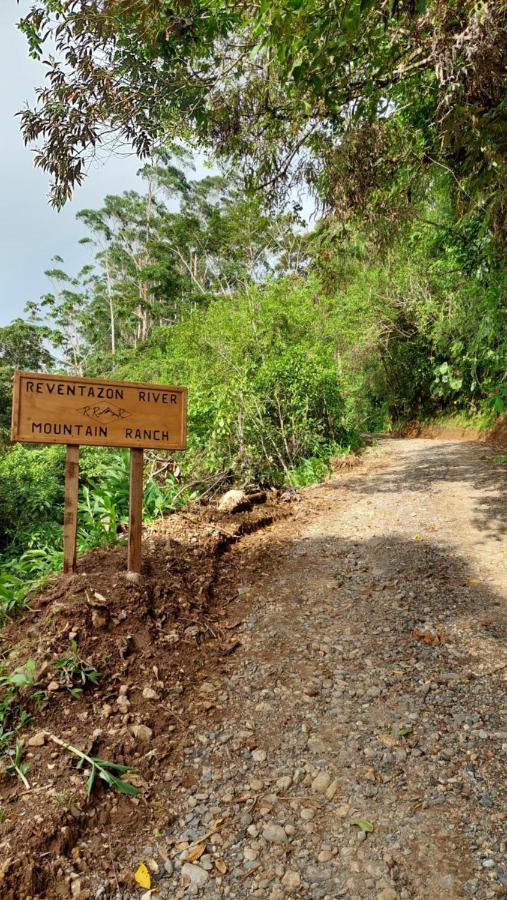 The At Reventazon River Mountain Ranch Bed & Breakfast Turrialba